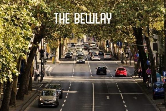 The Bewlay: A Modern Display Font for Web Design